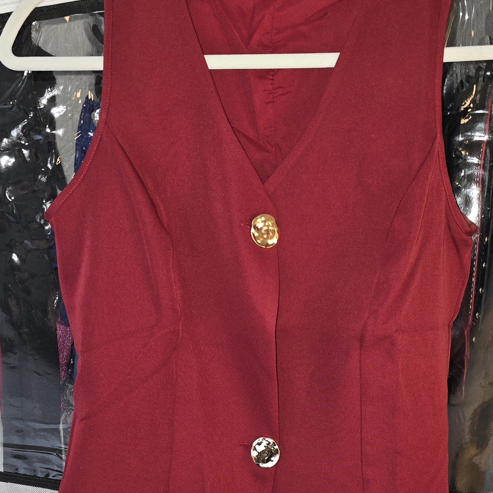 Women's Front Botton Vest, Dark Red, Small
